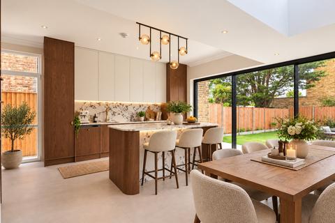 5 bedroom semi-detached house for sale, London W3