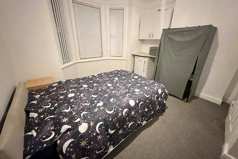 1 bedroom terraced house to rent, St. Helens Street, Ipswich, IP4