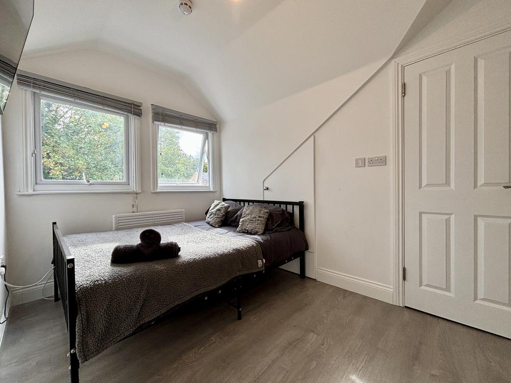 Apartment in London - View 2