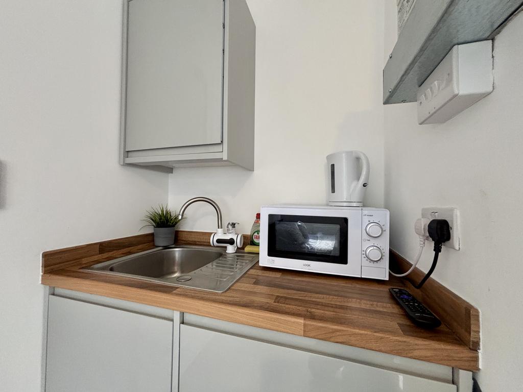 Apartment in London - View 3