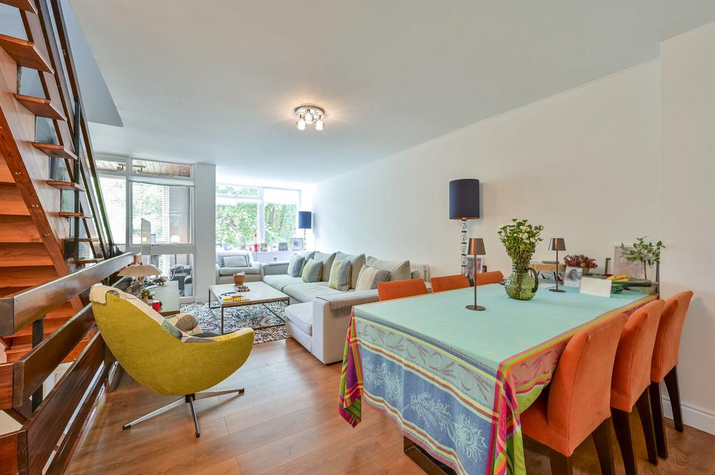 House in London - View 3