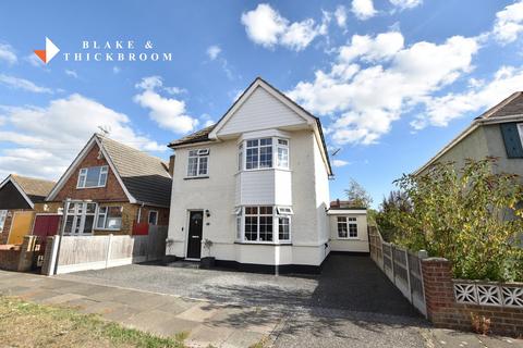 4 bedroom detached house for sale, Preston Road, Holland on Sea CO15 5JT