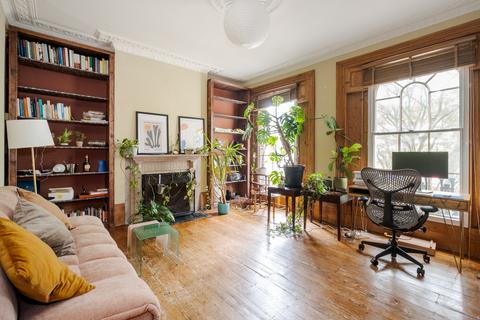 1 bedroom flat for sale, Parkhurst Road, London, N7