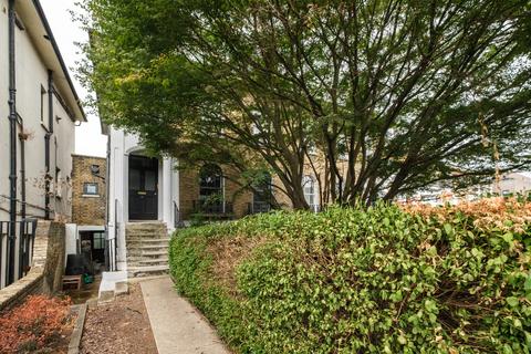1 bedroom flat for sale, Parkhurst Road, London, N7