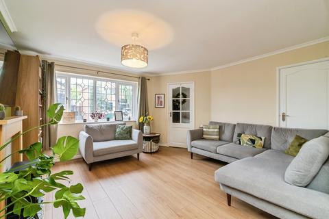 3 bedroom detached house for sale, County Road, Gedling, Nottinghamshire, NG4