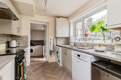 3 bedroom detached house for sale, County Road, Gedling, Nottinghamshire, NG4