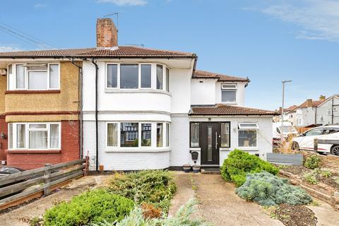 4 bedroom semi-detached house for sale, Valley Walk, Croxley Green, Rickmansworth