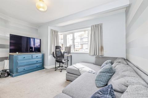 4 bedroom semi-detached house for sale, Valley Walk, Croxley Green, Rickmansworth