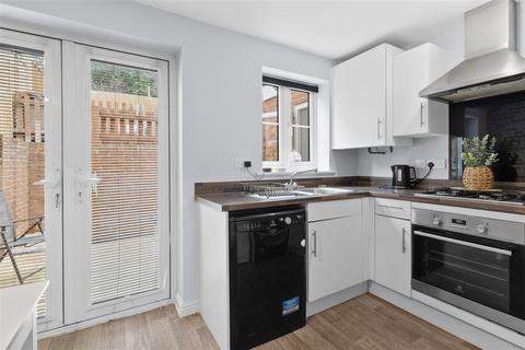 2 bedroom semi-detached house for sale, Viburnum Way, Hailsham