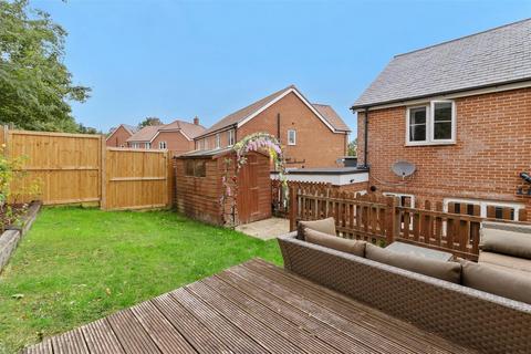 2 bedroom semi-detached house for sale, Viburnum Way, Hailsham