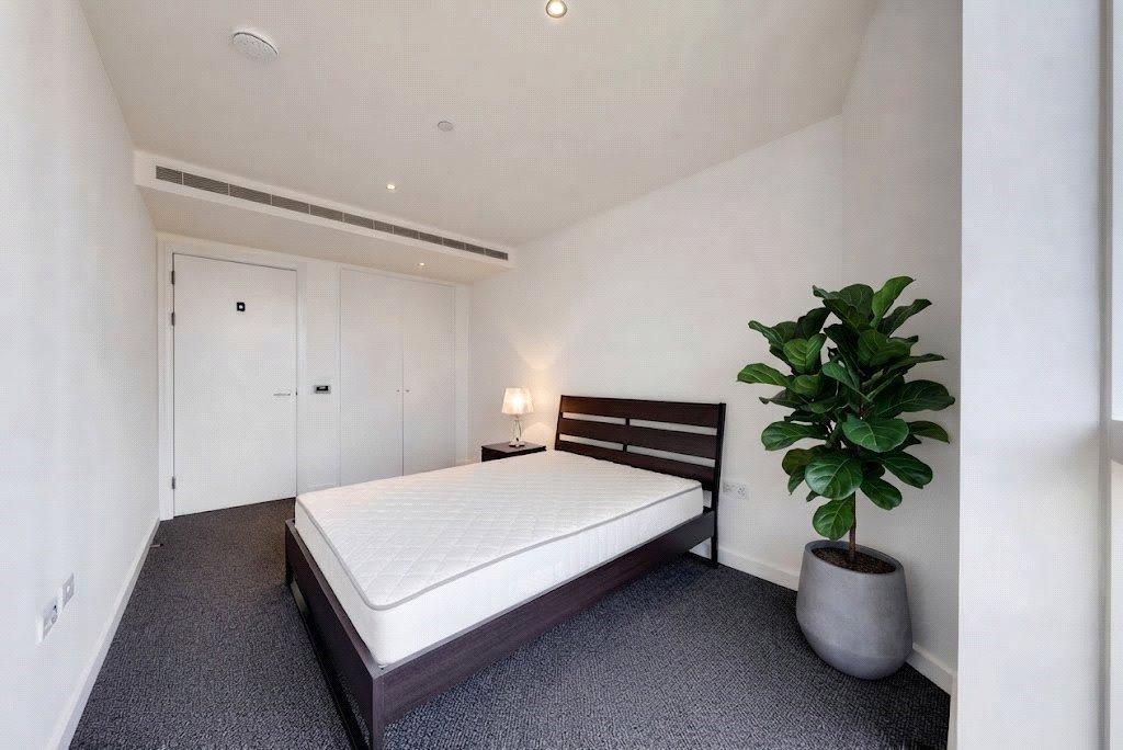 Apartment in London - View 3