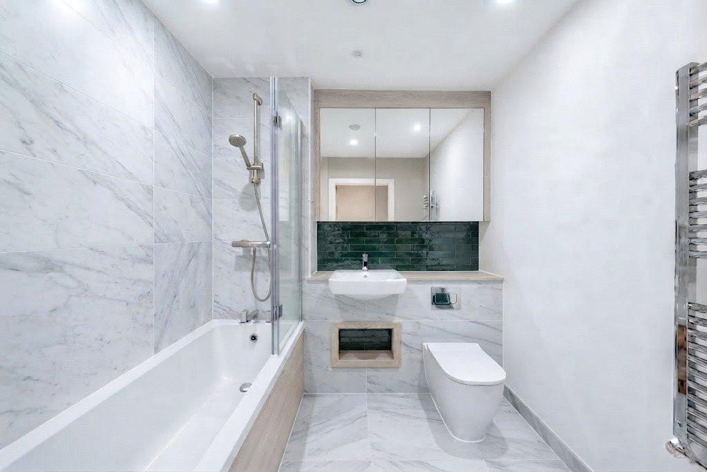 Apartment in London - View 4