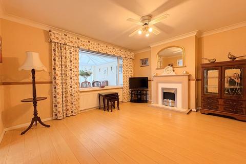 2 bedroom semi-detached bungalow for sale, Oaklands, Bridgnorth, WV15