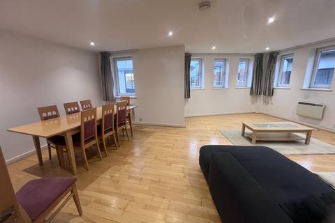 2 bedroom flat to rent, Whitefriars Street, CANTERBURY, CT1