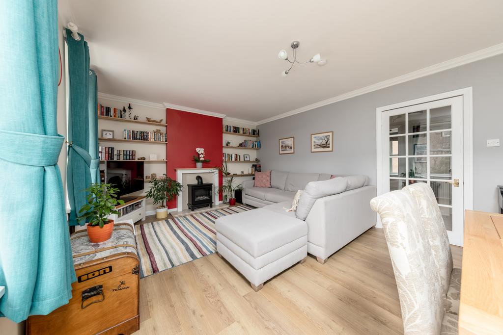 Apartment in Edinburgh - View 3