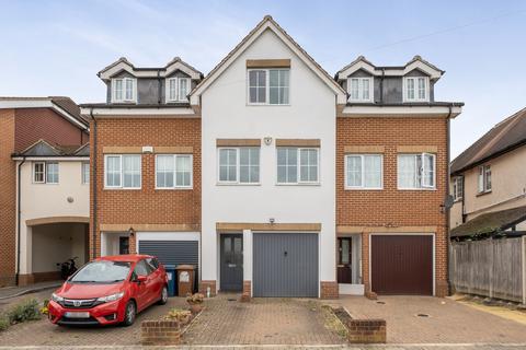 undefined, Uppingham Avenue, Stanmore, HA7