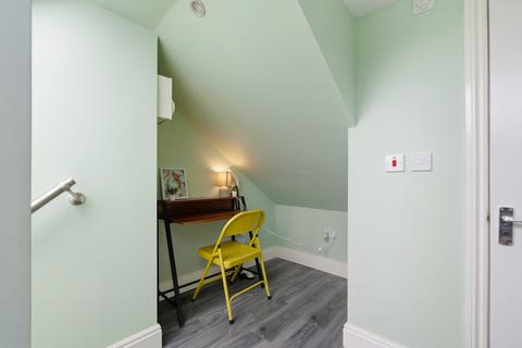 2 bedroom block of apartments for sale, Beaconsfield Road, London SE9