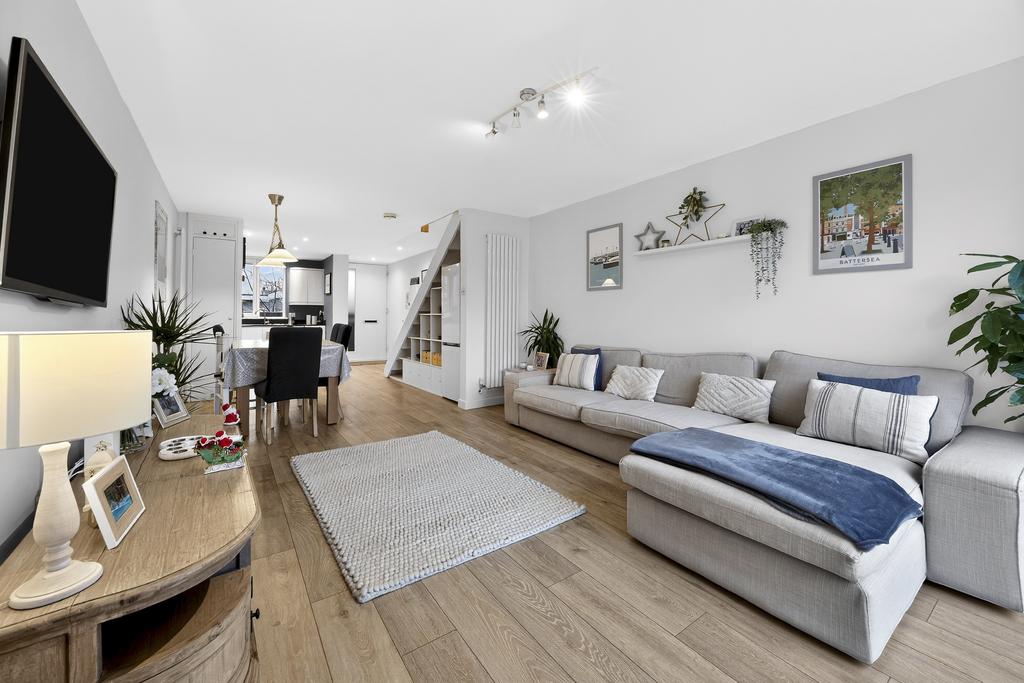 Apartment in Battersea