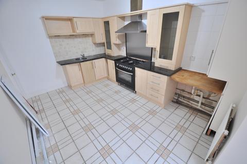 1 bedroom apartment to rent, Royal Terrace, Northampton, NN1