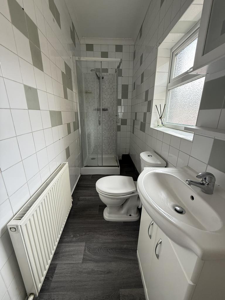 House in Brierley, Barnsley - View 3