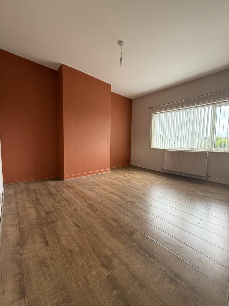 House in Brierley, Barnsley - More