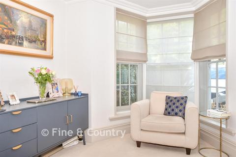 2 bedroom ground floor maisonette for sale, Castle House, Tunbridge Wells TN1