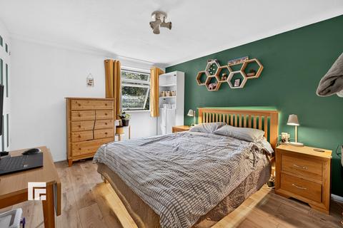 2 bedroom semi-detached house for sale, Heol Rhayader, Whitchurch, CF14