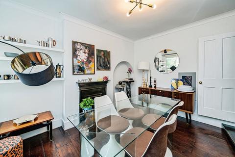 3 bedroom terraced house for sale, Albion Street, Aylesbury
