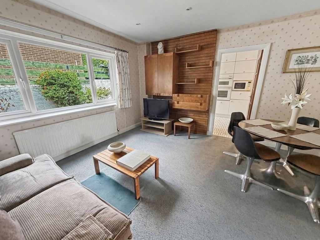 House in Manchester - More