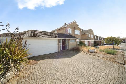 3 bedroom link detached house for sale, Balcombe Close, Luton