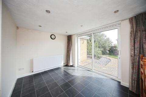3 bedroom link detached house for sale, Balcombe Close, Luton