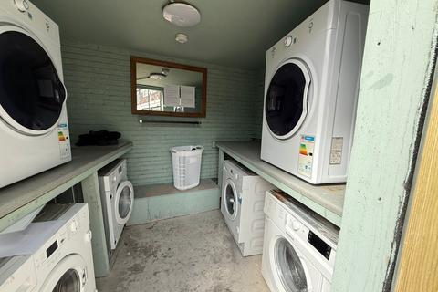 Studio to rent, United Kingdom N14