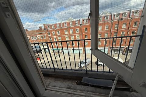 Studio to rent, United Kingdom N14