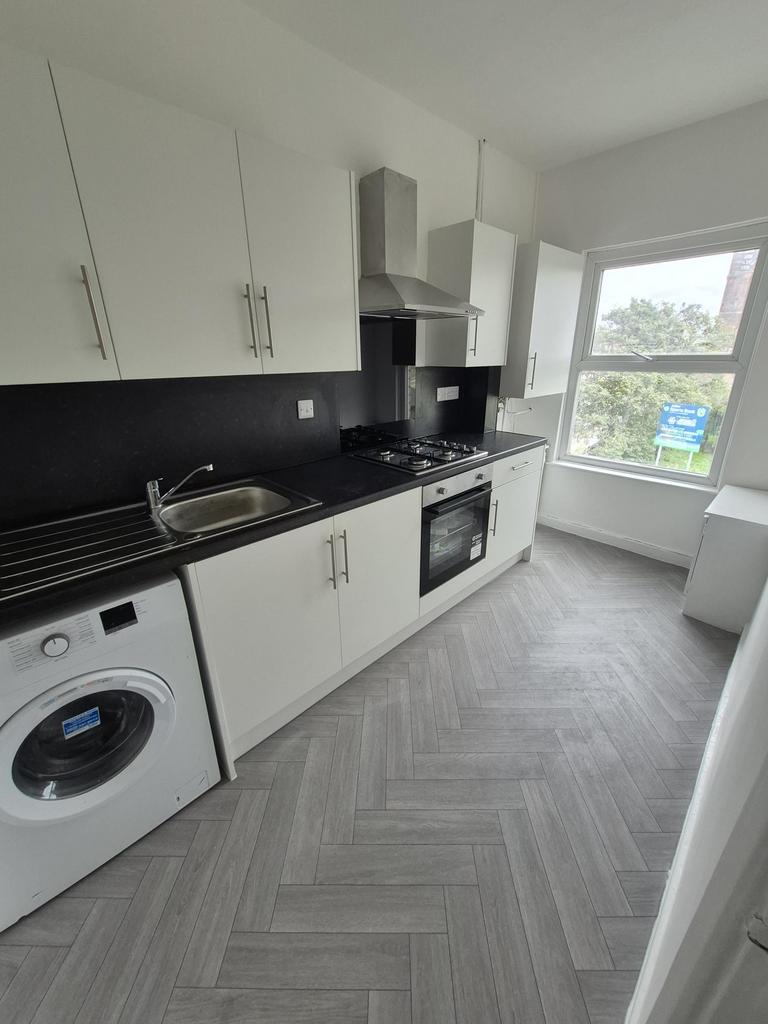 Apartment in Liverpool - View 2
