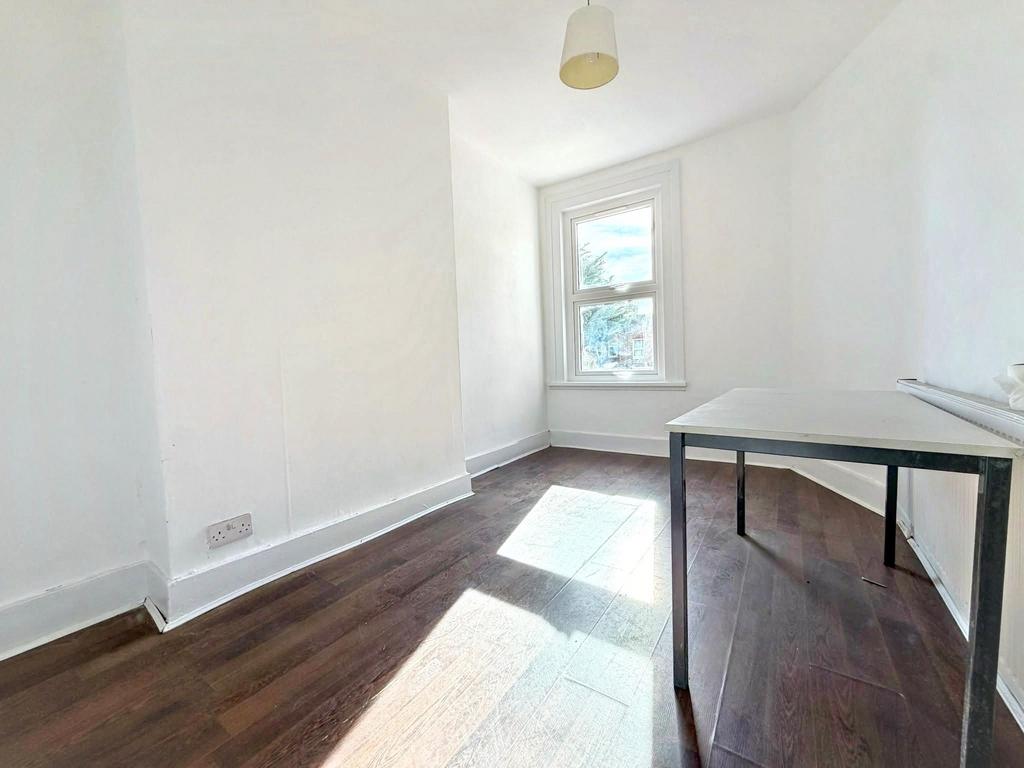 Apartment in London, Noel Park, Harringay - View 3