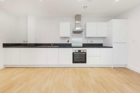 2 bedroom flat to rent, Green Street, London NW10