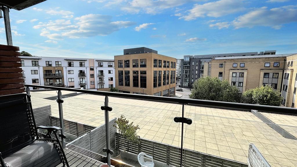 Apartment in Bristol - View 2