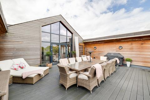 2 bedroom penthouse for sale, Sealand Road, Chester CH1