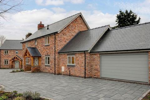 3 bedroom detached house for sale, Church Road, Malpas LL13