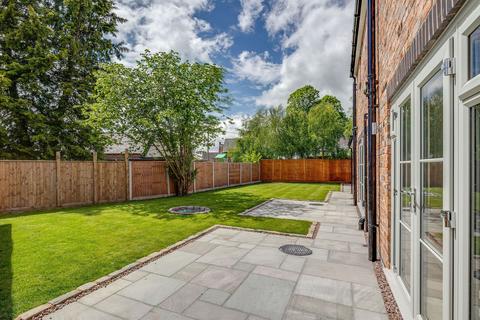 3 bedroom detached house for sale, Church Road, Malpas LL13