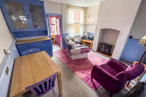 2 bedroom terraced house for sale, Vyrnwy Road, Oswestry