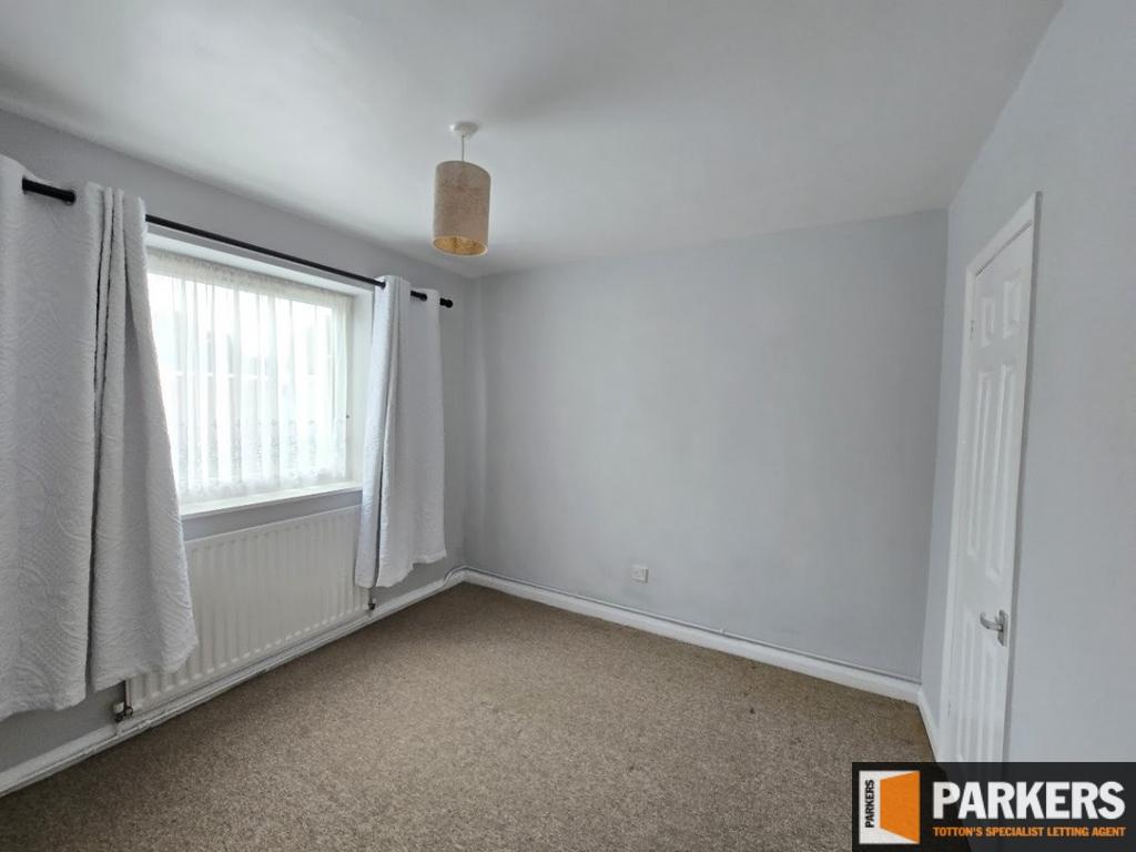 Apartment in Hythe - More