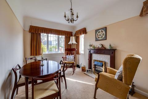 undefined, Curzon Park North, Chester CH4