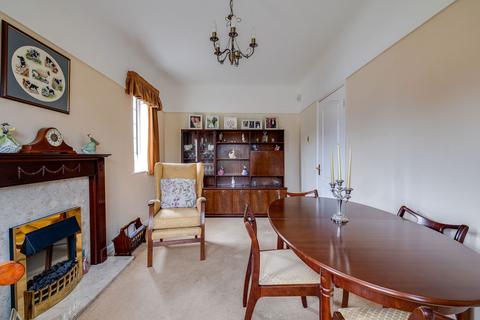undefined, Curzon Park North, Chester CH4