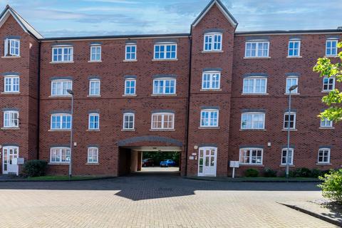 2 bedroom flat for sale, Grosvenor Wharf Road, Ellesmere Port CH65