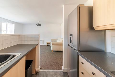 2 bedroom flat for sale, Grosvenor Wharf Road, Ellesmere Port CH65