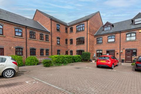 2 bedroom flat for sale, South Pier Road, Ellesmere Port CH65