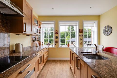 2 bedroom flat for sale, Manor Lane, Wrexham LL12