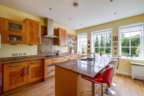 2 bedroom flat for sale, Manor Lane, Wrexham LL12