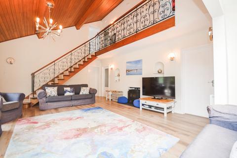 5 bedroom detached house to rent, Blakeney